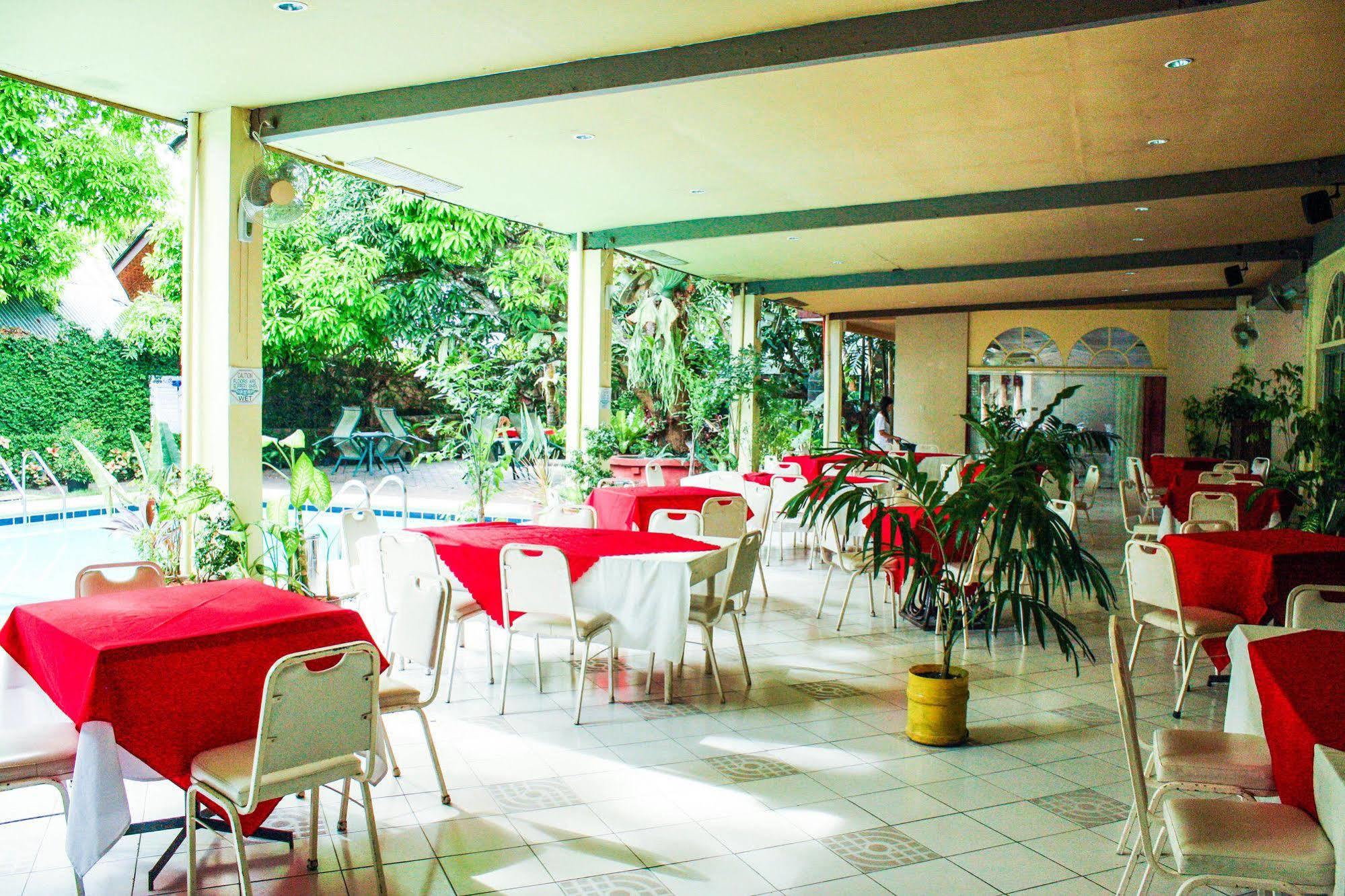 Bohol La Roca Hotel Totolan Ngoại thất bức ảnh