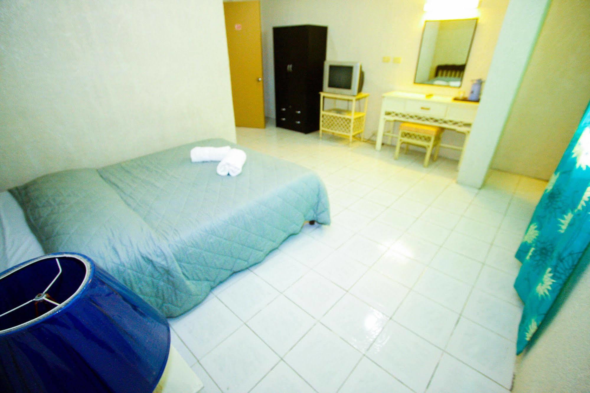 Bohol La Roca Hotel Totolan Ngoại thất bức ảnh