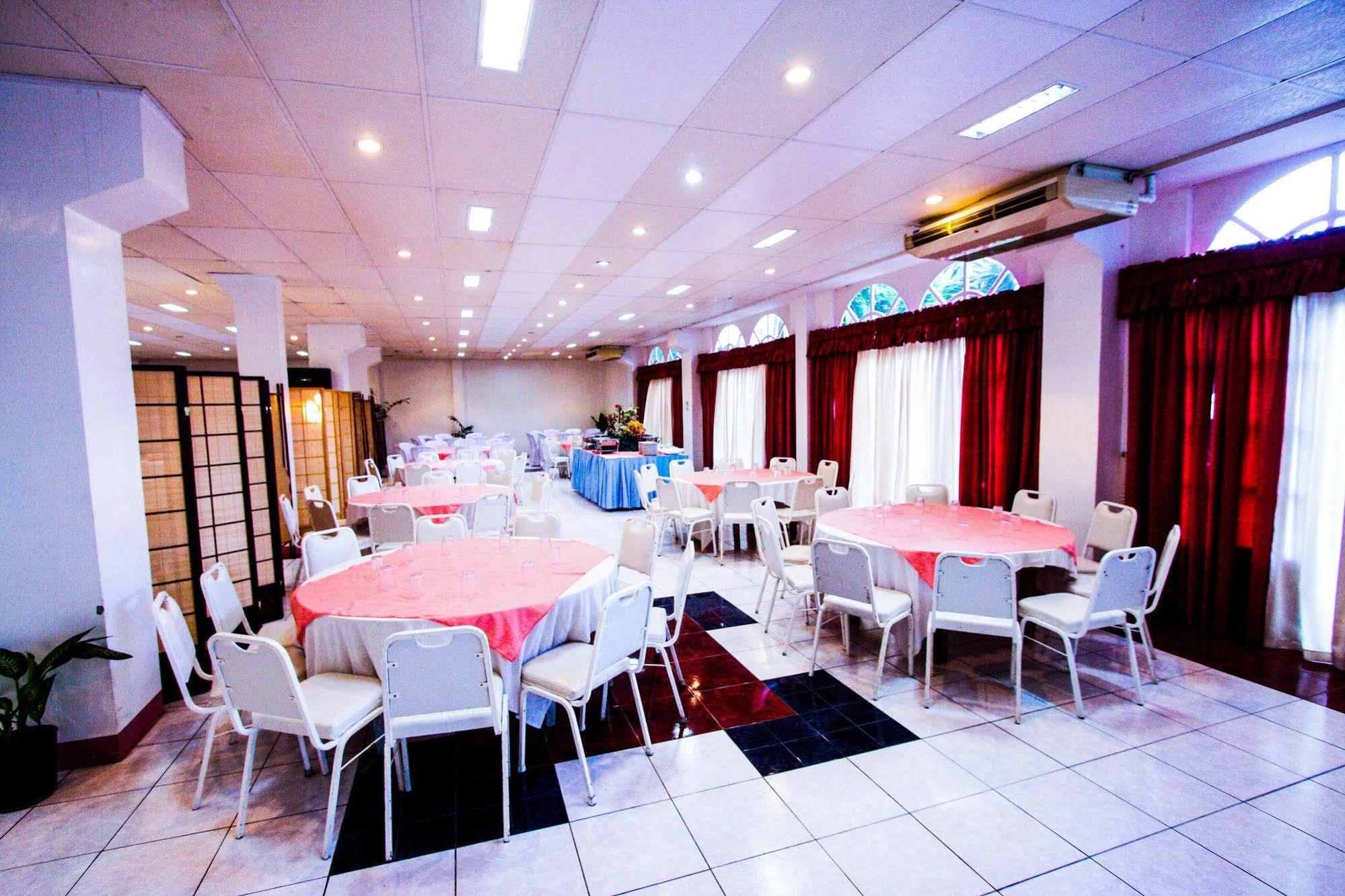 Bohol La Roca Hotel Totolan Ngoại thất bức ảnh